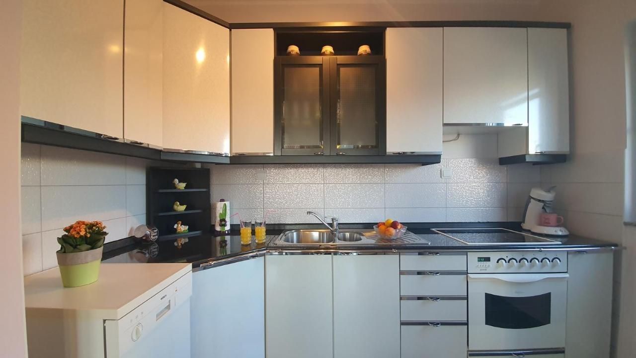 Apartmani Anita Zaboric Exterior photo