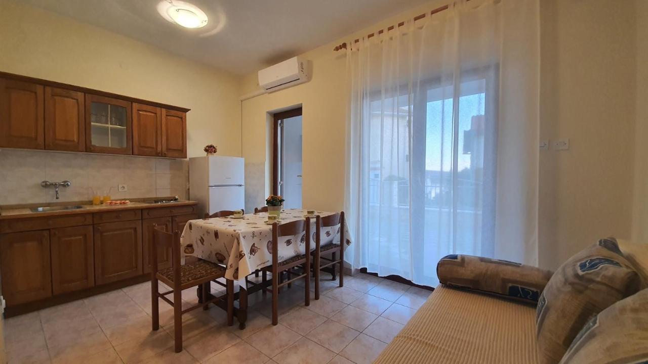 Apartmani Anita Zaboric Exterior photo